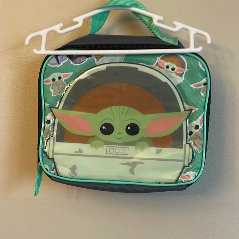 Kids Green Lunch Bag with Character Design​